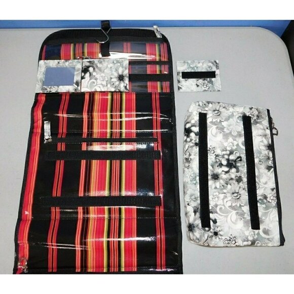 GIGI HILL LOS ANGELES BLACK & WHITE HANGING TRAVEL ORGANIZER, 12 x 28" OPEN - Picture 5 of 7